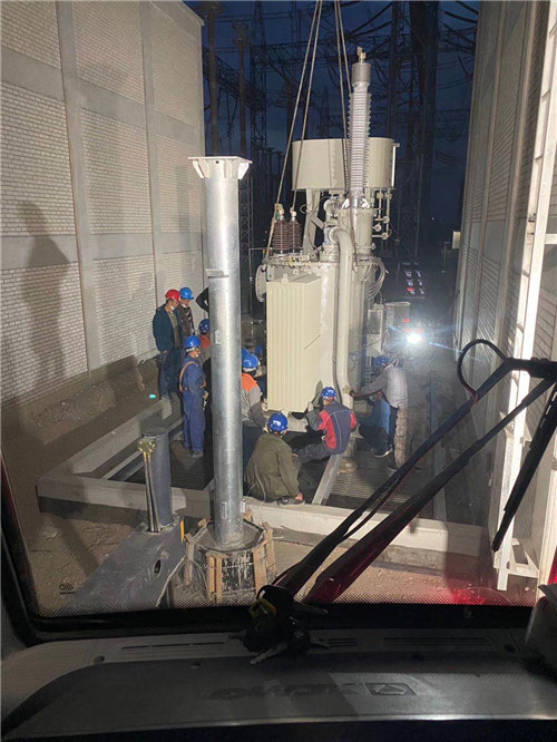 新密市建筑工程类吊车租用介绍