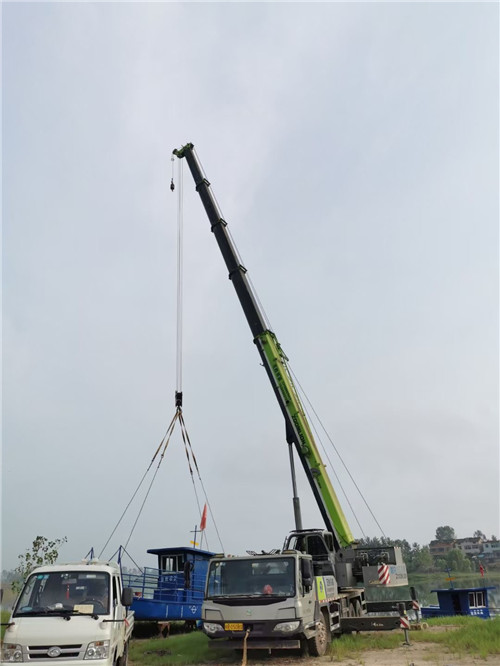 新密市桥梁建设吊装案例